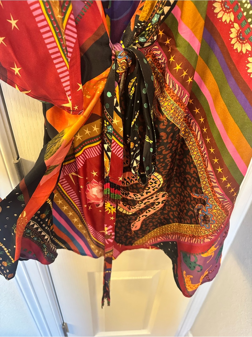 FARM Rio Bold Multicolor Printed Tie-Waist Kimono - Picture 5 of 7